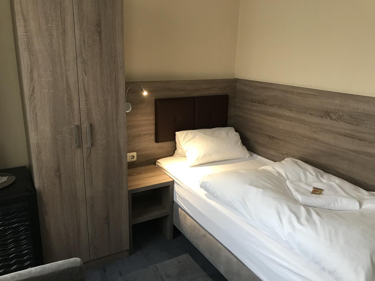 Hotel Junkerhaus Bad Salzuflen Ngoại thất bức ảnh