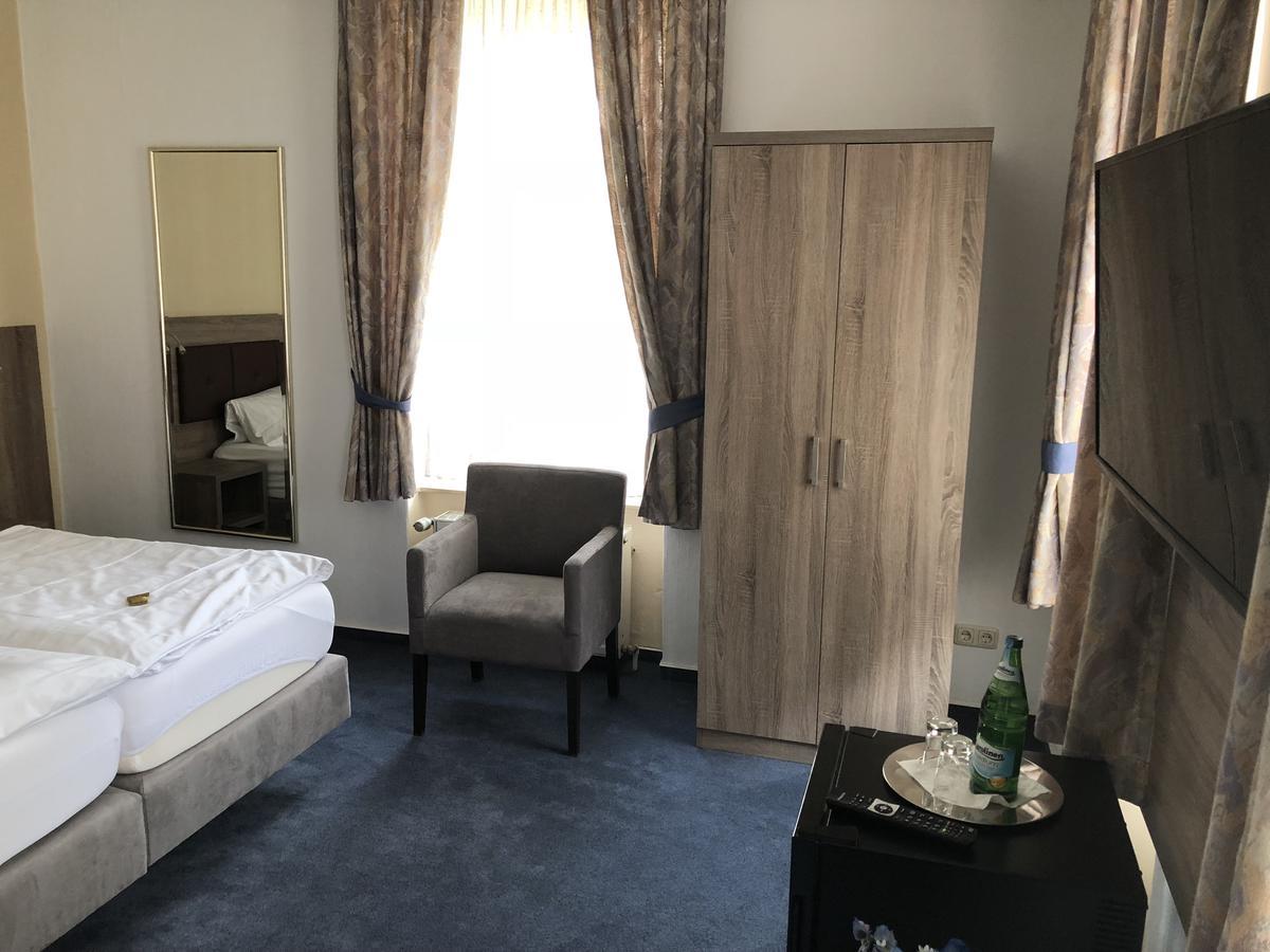 Hotel Junkerhaus Bad Salzuflen Ngoại thất bức ảnh
